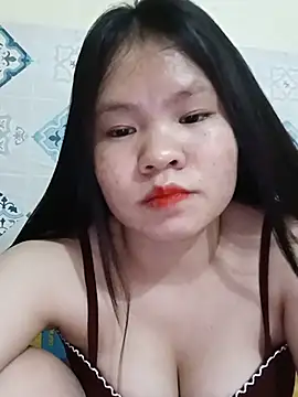 Seraphinahh online show from 05-17-26, 01:55