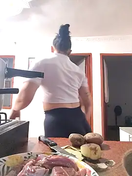 Snapshot of claabella chatting on 04-15-26, 03:38 claabella online show from 04-15-26, 03:38