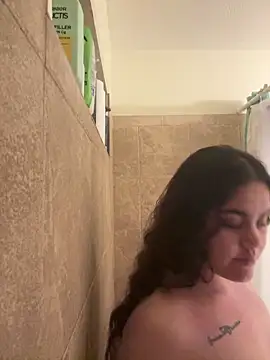 Islandmamita online show from 06-12-26, 05:38