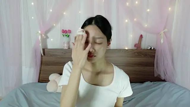 shy pink doll online show from 07-22-26, 03:47