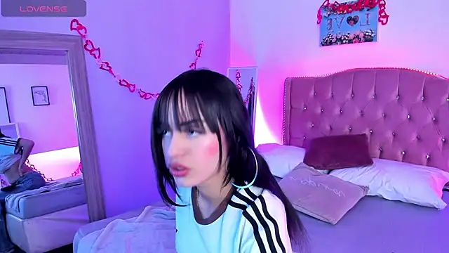 Antonella Bratzz4 online show from 05-01-26, 09:53