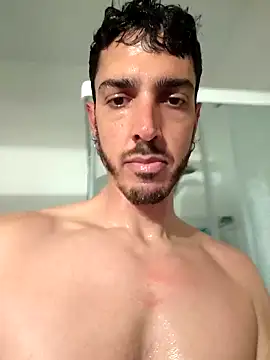 Snapshot of Bucefalo2024 chatting on 04-14-26, 04:12 Bucefalo2024 online show from 04-14-26, 04:12