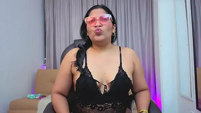 Jesika Jones online show from 04-21-26, 11:50