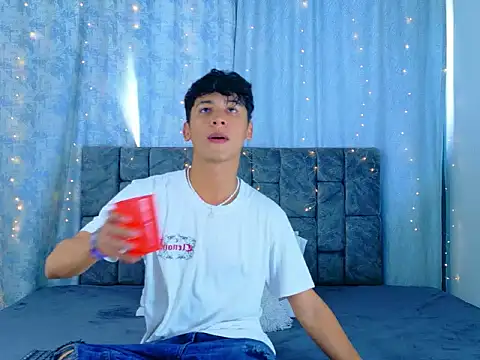 IhanKing online show from 05-18-26, 07:29