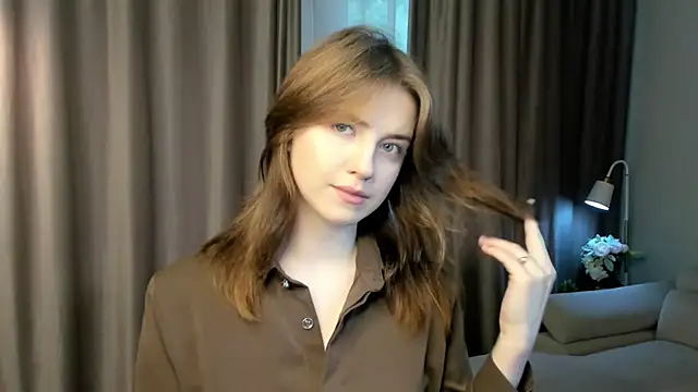 Snapshot of RenateVashaw chatting on 07-14-26, 05:45 RenateVashaw online show from 07-14-26, 05:45