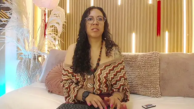 Velvet Curly online show from 05-30-26, 12:22