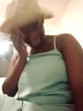 Snapshot of NAUGHTYNATASHAXX34 chatting on 05-13-26, 04:25 NAUGHTYNATASHAXX34 online show from 05-13-26, 04:25