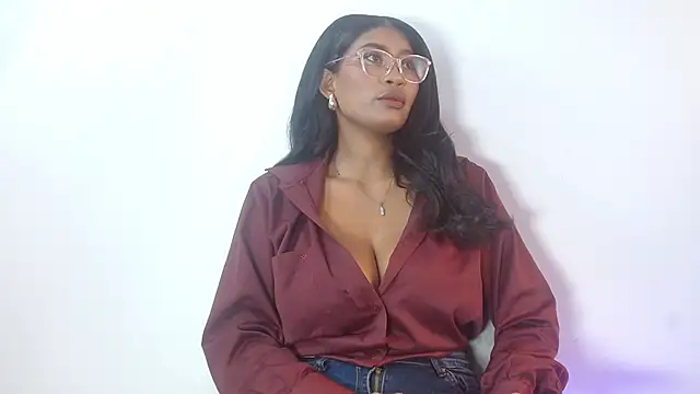 ALISSA SMITH  online show from 04-28-26, 01:26