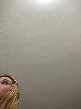Bunnysweet95 online show from 04-30-26, 08:16