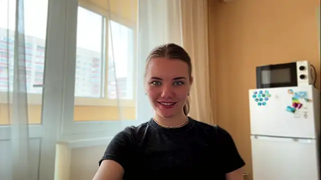 Snapshot of doana_bebriti chatting on 04-22-26, 12:12 doana bebriti online show from 04-22-26, 12:12