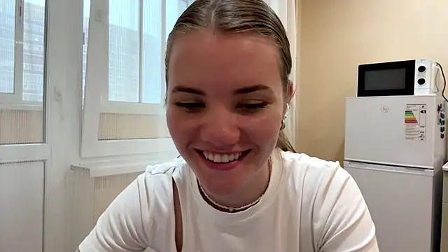 Snapshot of doana_bebriti chatting on 05-22-26, 02:26 doana bebriti online show from 05-22-26, 02:26