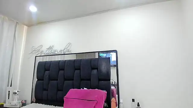 Eva Mulleer online show from 06-03-26, 02:29