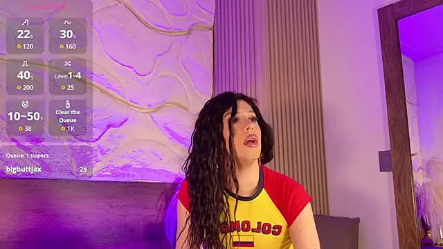 emma dragon online show from 06-17-26, 10:41