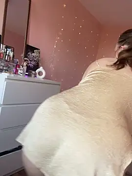 SweetLikaaa online show from 06-20-26, 04:56