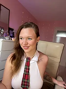 SweetLikaaa online show from 06-11-26, 03:20