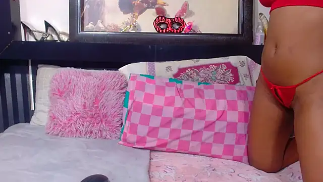 YoungBarbiexx online show from 06-24-26, 08:50