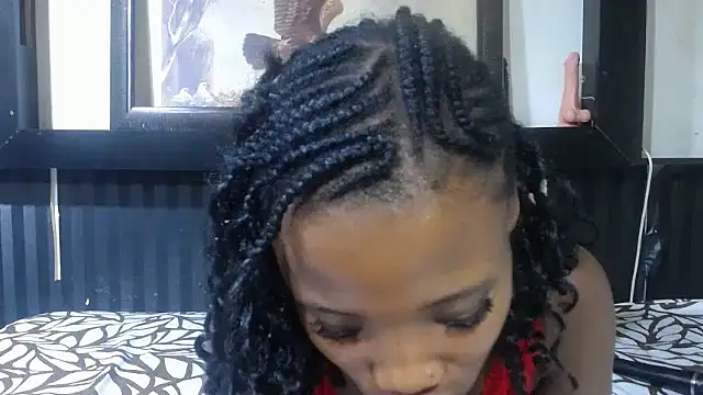 YoungBarbiexx online show from 04-21-26, 07:09