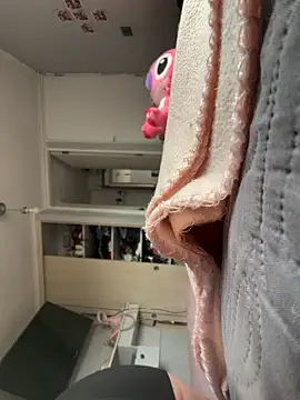 Snapshot of pazzuttraa chatting on 04-14-26, 03:50 pazzuttraa online show from 04-14-26, 03:50