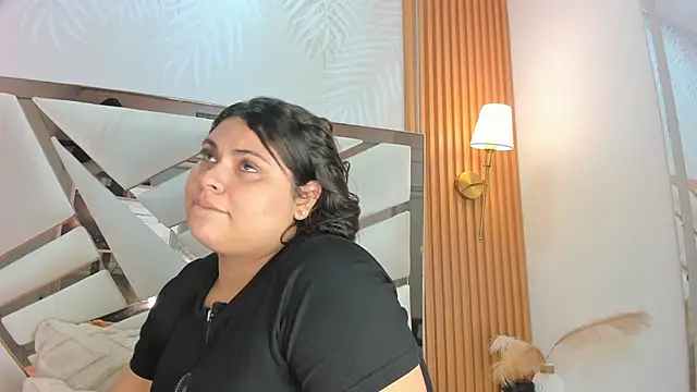 Snapshot of Eimy_Curvy chatting on 05-06-26, 12:58 Eimy Curvy online show from 05-06-26, 12:58