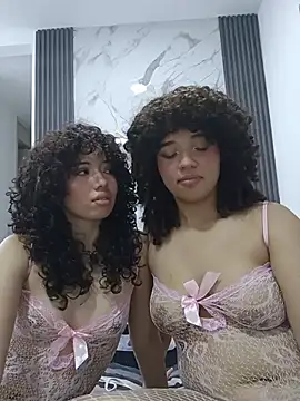 Chloe and Violeta online show from 08-09-26, 03:23