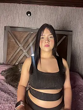 RileyReed Pink online show from 04-16-26, 11:40