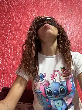 gabrielasausa30 online show from 05-06-26, 01:09
