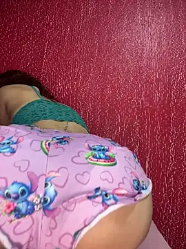 Snapshot of gabrielasausa30 chatting on 06-14-26, 02:24 gabrielasausa30 online show from 06-14-26, 02:24