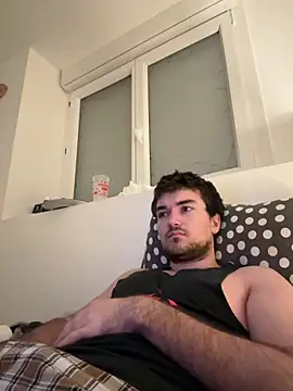 Snapshot of Weanny chatting on 04-14-26, 04:45 Weanny online show from 04-14-26, 04:45