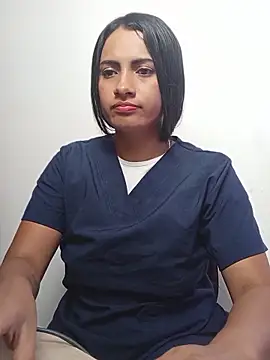 DaniellaGiraldo online show from 05-11-26, 02:45