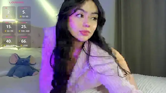 holly444  online show from 06-04-26, 04:50