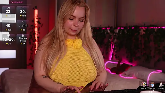 LisaLove3 online show from 05-07-26, 07:56