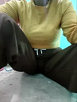 Snapshot of Night__Billo chatting on 04-14-26, 10:42 Night Billo online show from 04-14-26, 10:42