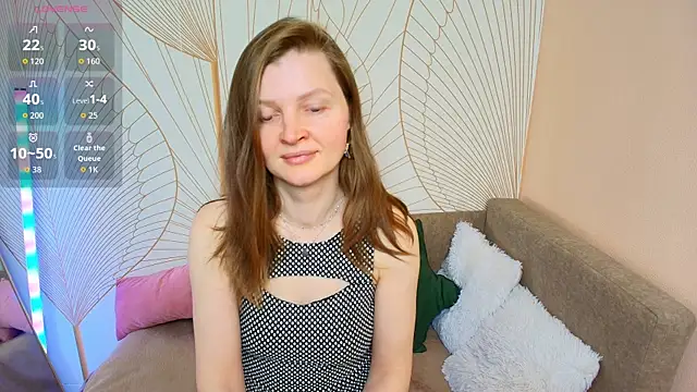 Snapshot of Liza__Evans chatting on 05-14-26, 02:19 Liza Evans online show from 05-14-26, 02:19