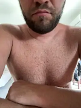 sKizzo69  online show from 04-18-26, 01:35