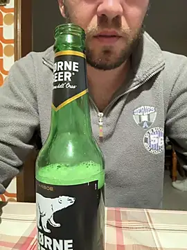 sKizzo69  online show from 04-17-26, 08:55