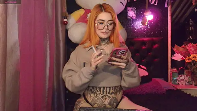 Snapshot of MelodyPrive chatting on 05-19-26, 11:12 MelodyPrive online show from 05-19-26, 11:12