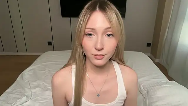 Kattie Petite online show from 05-29-26, 04:35