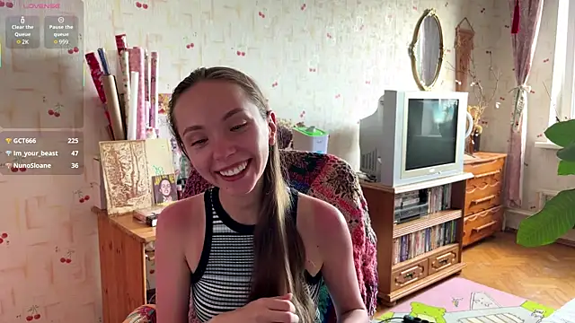 AdriannaBill online show from 06-21-26, 02:56
