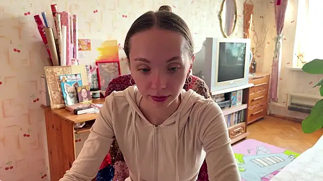 AdriannaBill online show from 07-05-26, 04:14