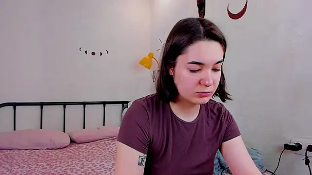 LiyaFly online show from 05-15-26, 05:16