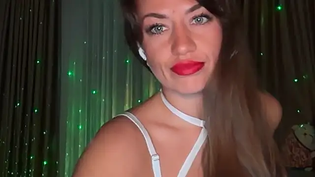missRorian online show from 06-19-26, 02:23