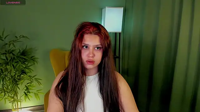nicolewoss online show from 04-19-26, 04:13