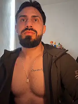 Snapshot of Ryan_Black3 chatting on 04-16-26, 01:56 Ryan Black3 online show from 04-16-26, 01:56