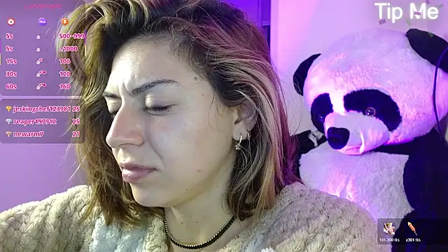 Snapshot of aprildumont chatting on 05-01-26, 10:31 aprildumont online show from 05-01-26, 10:31