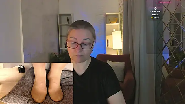 Alexandra Kind online show from 05-24-26, 08:31