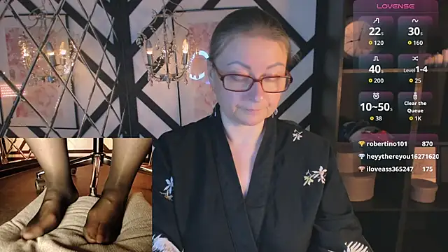 Alexandra Kind online show from 05-16-26, 02:10