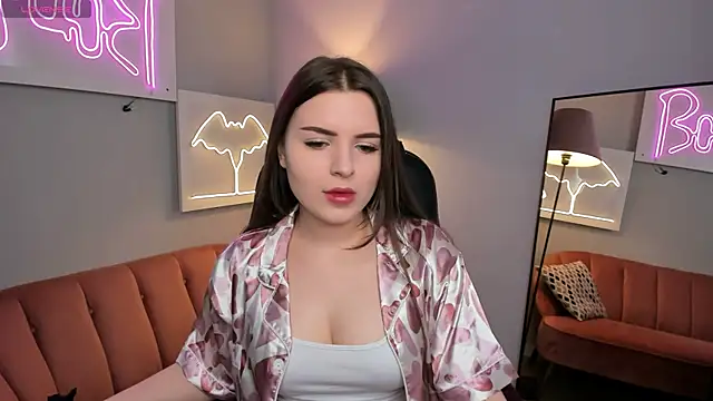 AliceLiador  online show from 05-18-26, 02:22