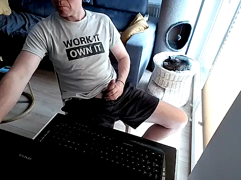 KoneserZmyslow online show from 06-10-26, 11:44