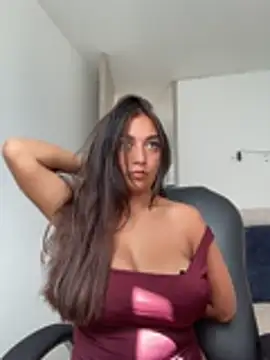 Chloe Candy  online show from 05-18-26, 02:44