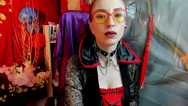 Queenscarlettsecret online show from 07-13-26, 12:59